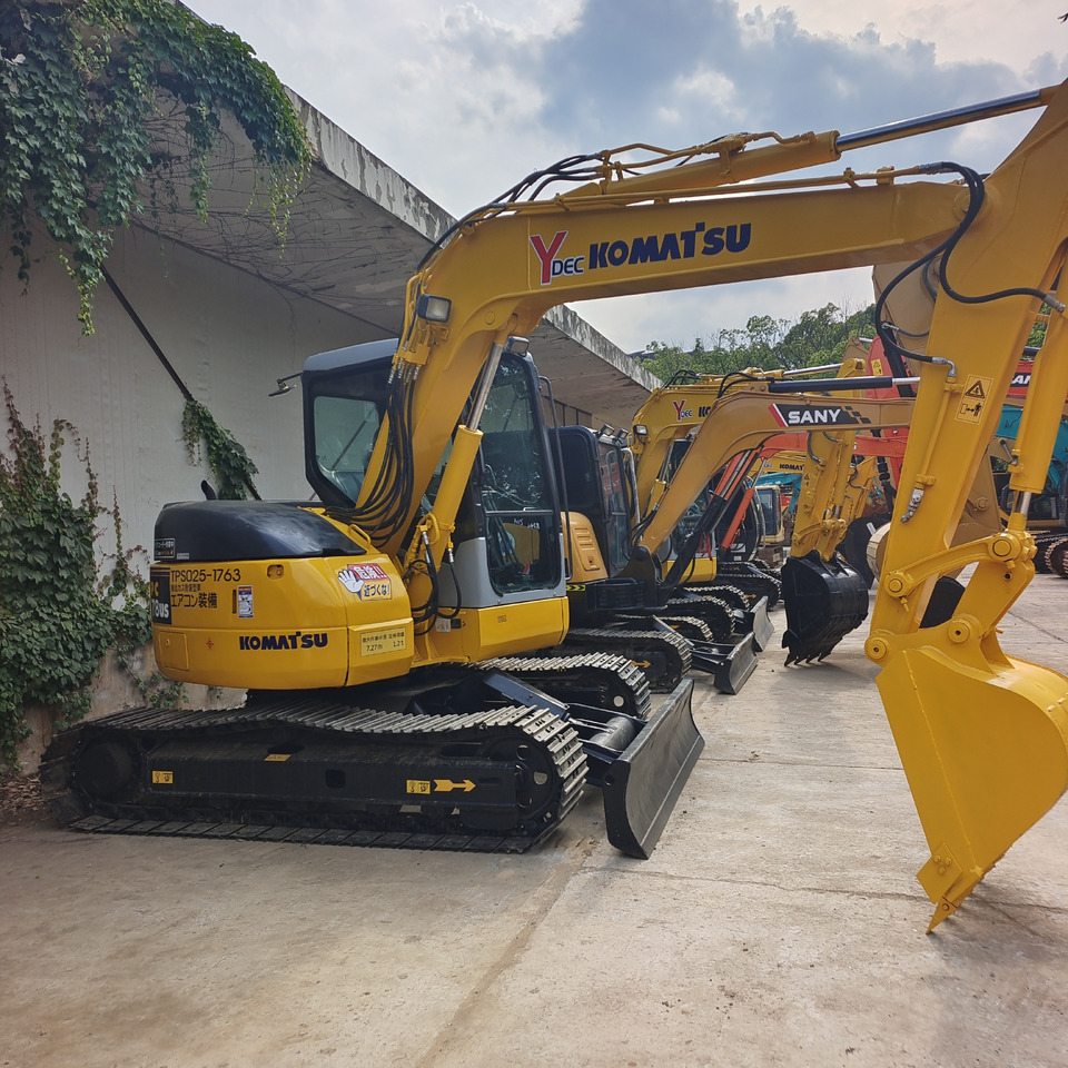 KOMATSU PC78US - Mini pelle: photos 3 KOMATSU PC78US - Mini pelle: photos 3