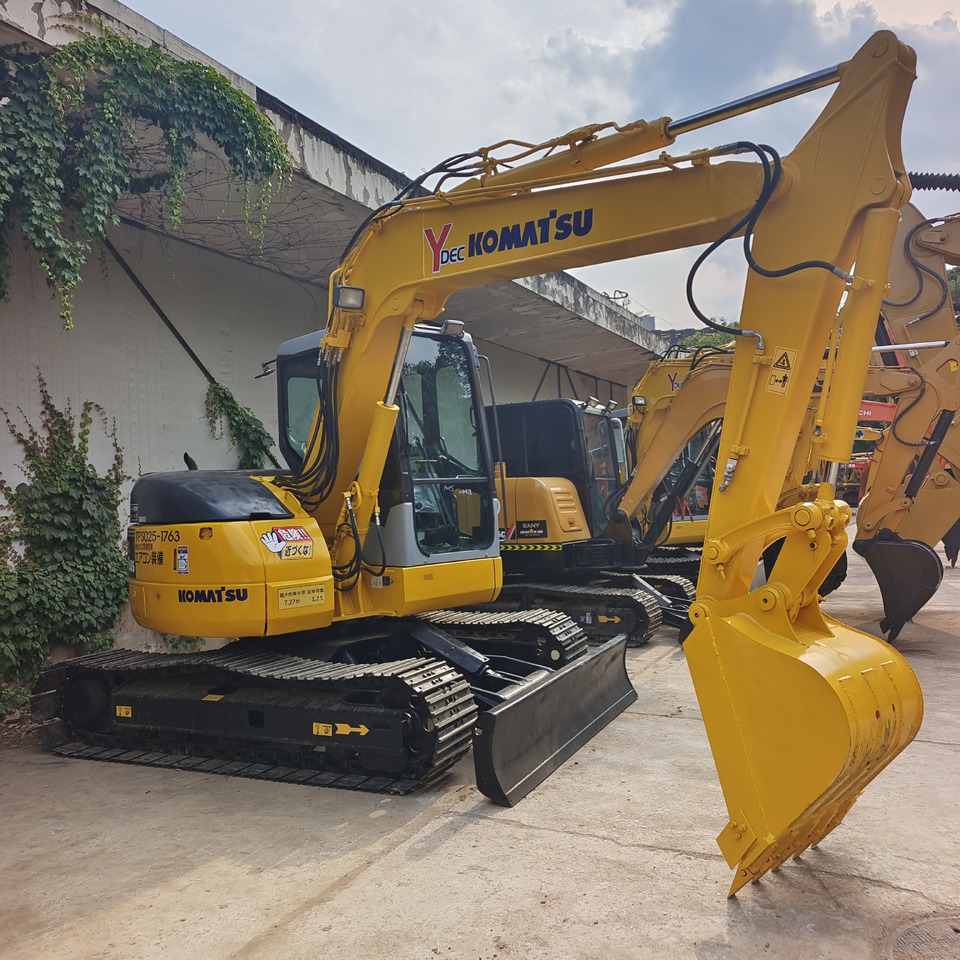 KOMATSU PC78US - Mini pelle: photos 2 KOMATSU PC78US - Mini pelle: photos 2