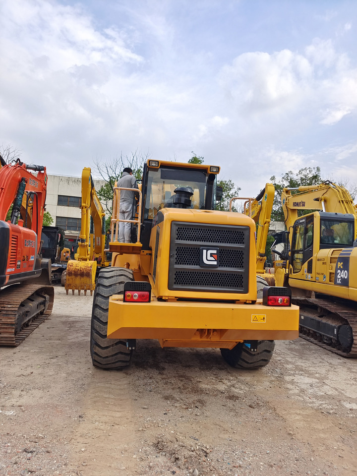 LIUGONG 856 - Chargeuse sur pneus: photos 2 LIUGONG 856 - Chargeuse sur pneus: photos 2