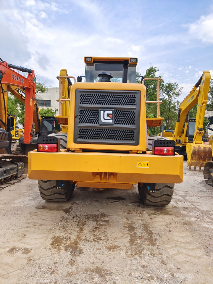 LIUGONG 856 - Chargeuse sur pneus: photos 5 LIUGONG 856 - Chargeuse sur pneus: photos 5