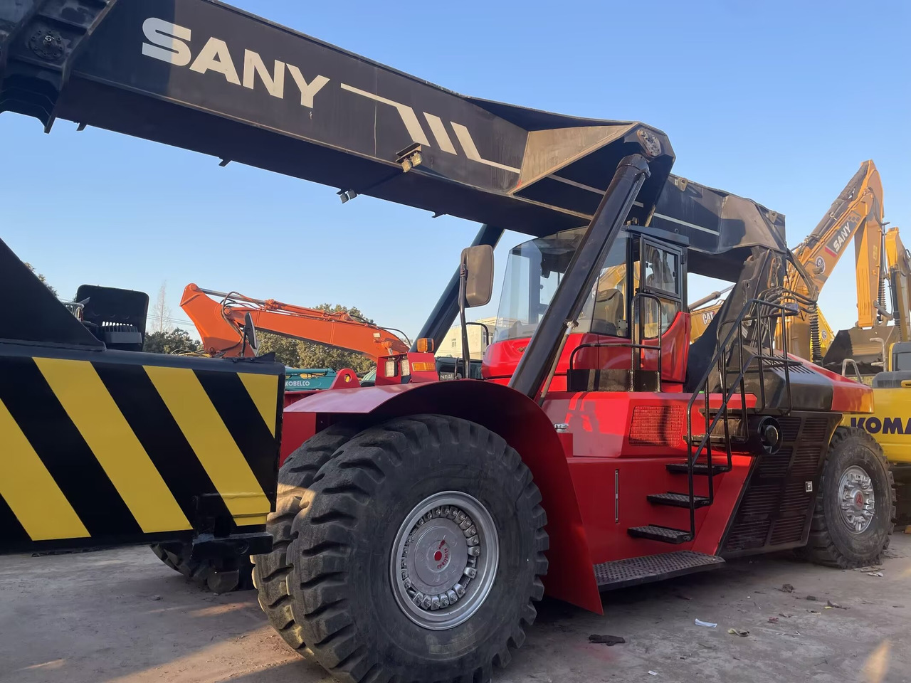 SANY SRSC45C30 - Chariot porte-conteneur: photos 1 SANY SRSC45C30 - Chariot porte-conteneur: photos 1