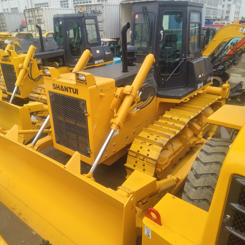SHANTUI SD16 WITH RIPPER - Bulldozer: photos 3 SHANTUI SD16 WITH RIPPER - Bulldozer: photos 3