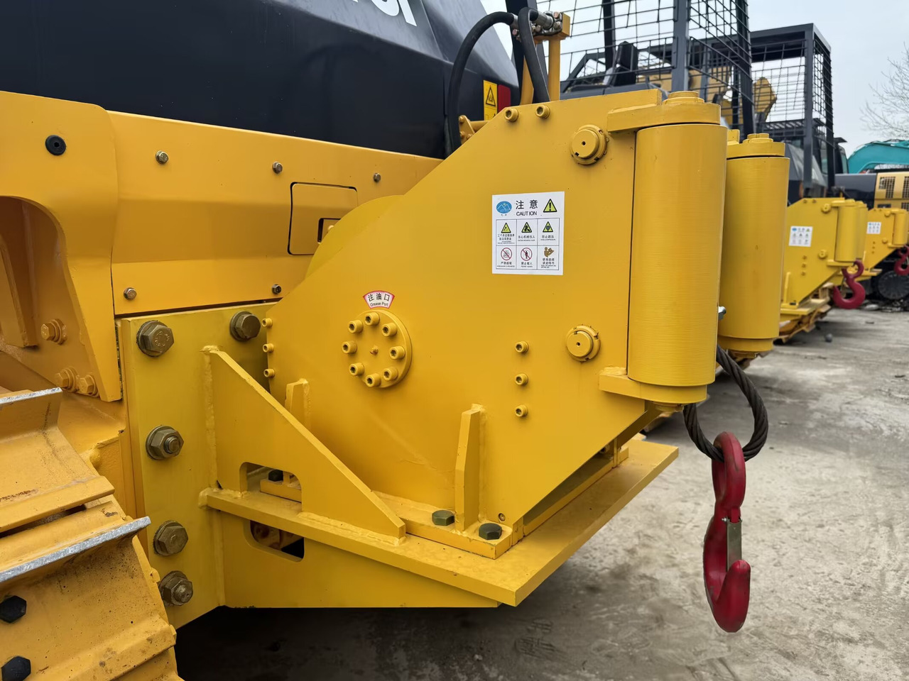 SHANTUI SD22F FORESTRY VERSION WITH WINCH - Bulldozer: photos 4 SHANTUI SD22F FORESTRY VERSION WITH WINCH - Bulldozer: photos 4