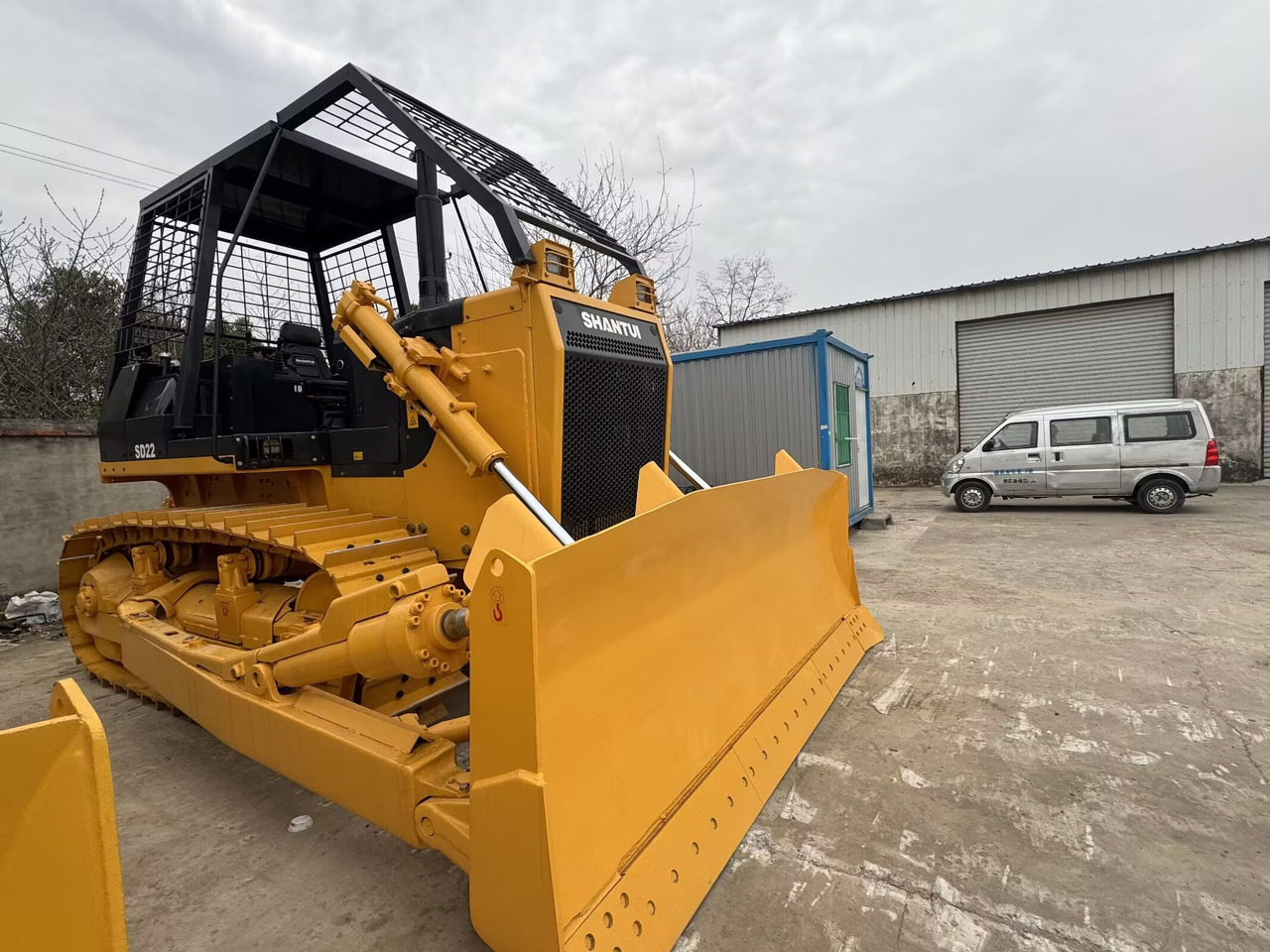 SHANTUI SD22F FORESTRY VERSION WITH WINCH - Bulldozer: photos 1 SHANTUI SD22F FORESTRY VERSION WITH WINCH - Bulldozer: photos 1