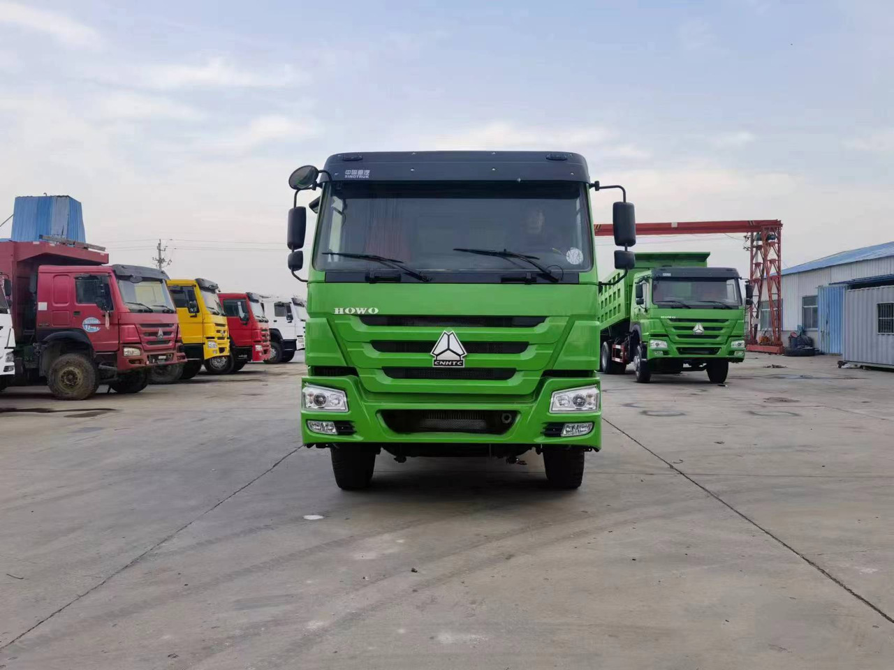 SINOTRUK HOWO 371 375 380 400 420 6*4 DUMP TRUCK - Camion benne: photos 2 SINOTRUK HOWO 371 375 380 400 420 6*4 DUMP TRUCK - Camion benne: photos 2