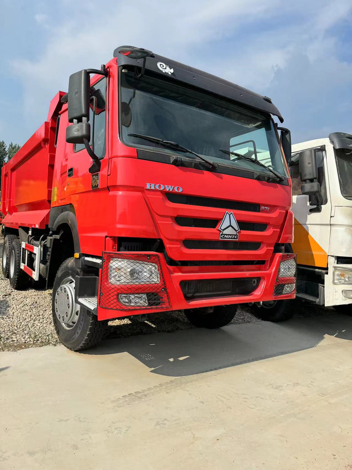 SINOTRUK HOWO 371 DUMP TRUCK 6*4 375 380 400 420 HP - Camion benne: photos 2 SINOTRUK HOWO 371 DUMP TRUCK 6*4 375 380 400 420 HP - Camion benne: photos 2