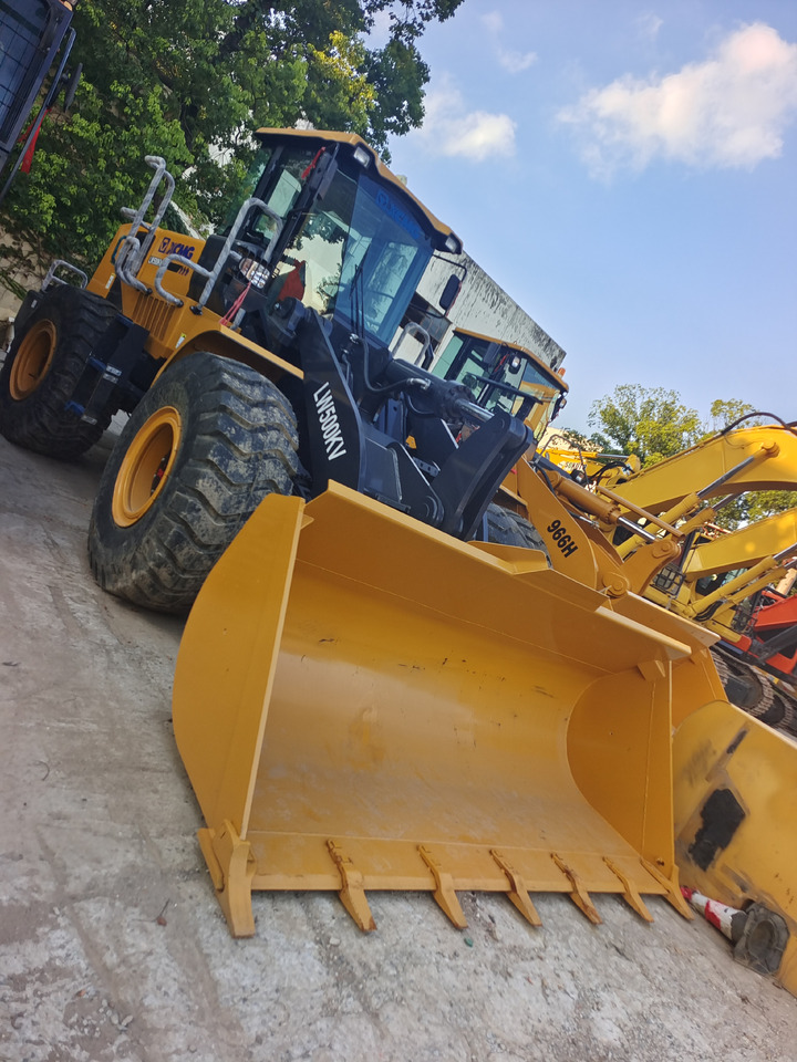 XCMG LW500KV - Chargeuse sur pneus: photos 3 XCMG LW500KV - Chargeuse sur pneus: photos 3