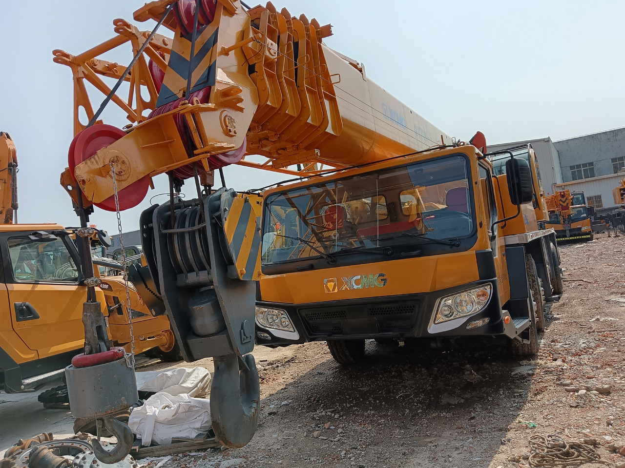 XCMG QY70KⅡ - Grue mobile: photos 1 XCMG QY70KⅡ - Grue mobile: photos 1