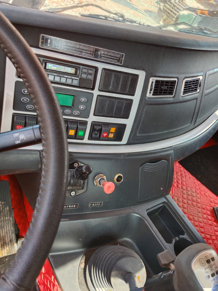 XCMG XCT50K 50 TON - Grue mobile: photos 4 XCMG XCT50K 50 TON - Grue mobile: photos 4