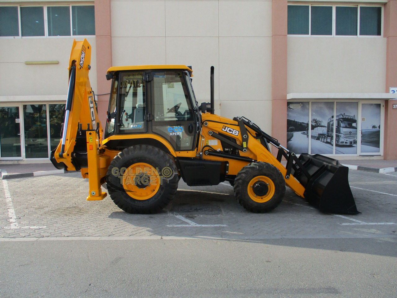 JCB 3DX PLUS 4×4 BACKHOE LOADER - Tractopelle: photos 5 JCB 3DX PLUS 4×4 BACKHOE LOADER - Tractopelle: photos 5