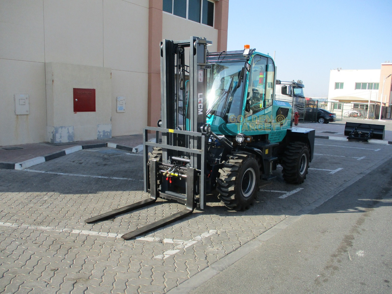 LGCM LG35R Rough Terrain Forklift - Chariot élévateur diesel: photos 2 LGCM LG35R Rough Terrain Forklift - Chariot élévateur diesel: photos 2