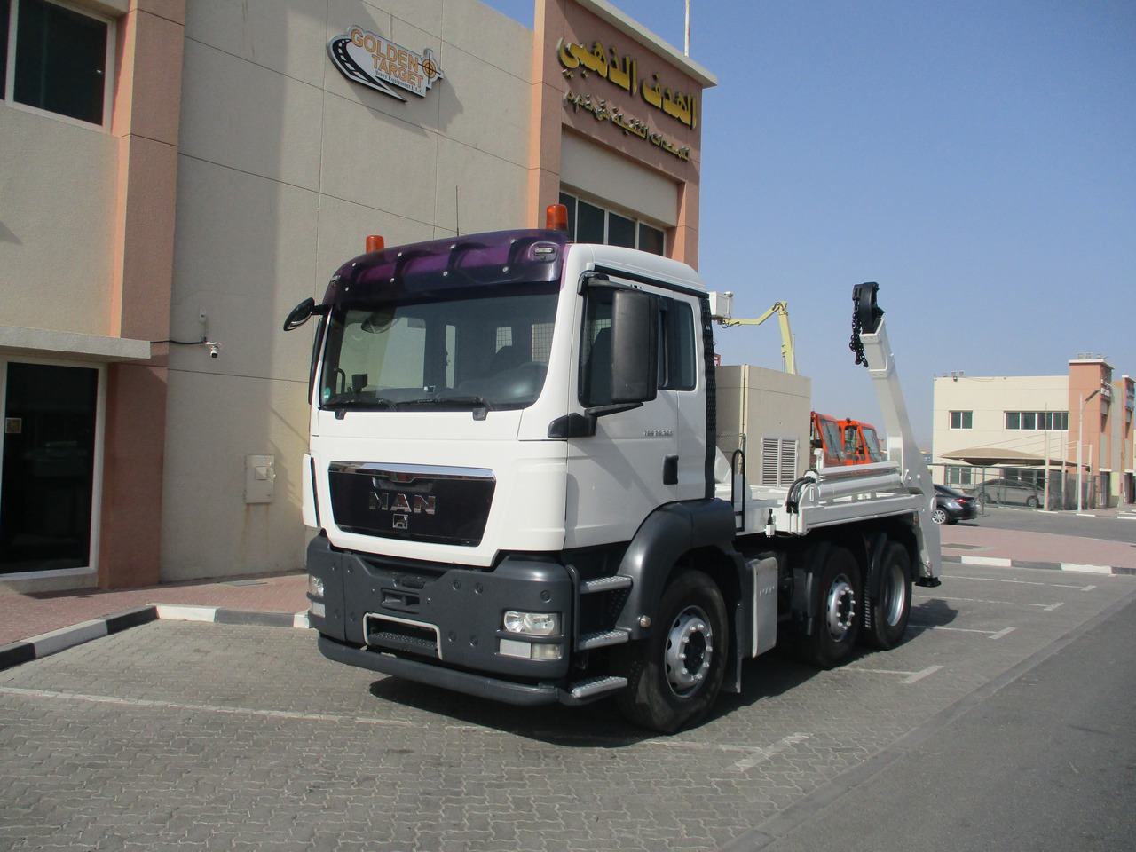 MAN TGS 26.360 6x2 Skip Loader - Camion multibenne: photos 2 MAN TGS 26.360 6x2 Skip Loader - Camion multibenne: photos 2