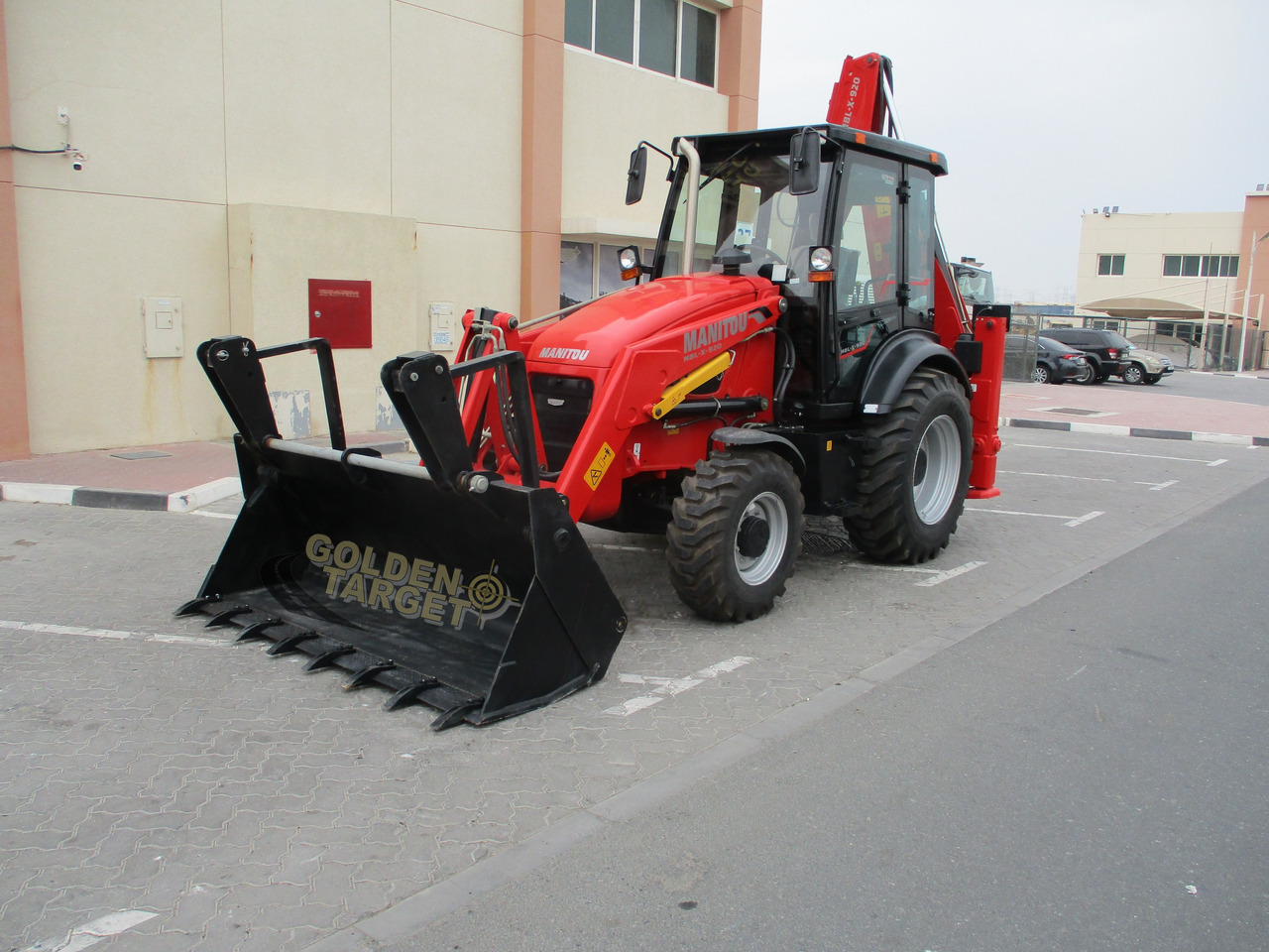 MANITOU MBL-X-920 BACKHOE LOADER - Tractopelle: photos 2 MANITOU MBL-X-920 BACKHOE LOADER - Tractopelle: photos 2