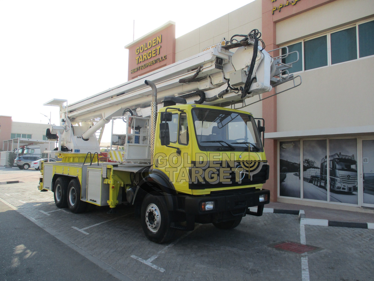 MERCEDES-BENZ 2638 6×4 MANLIFT TRUCK 1998 - Camion de pompier: photos 1 MERCEDES-BENZ 2638 6×4 MANLIFT TRUCK 1998 - Camion de pompier: photos 1