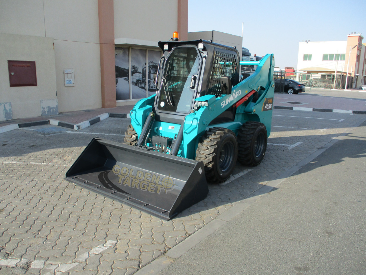 SUNWARD SWL4028 Skid Steer - Mini chargeuse: photos 2 SUNWARD SWL4028 Skid Steer - Mini chargeuse: photos 2