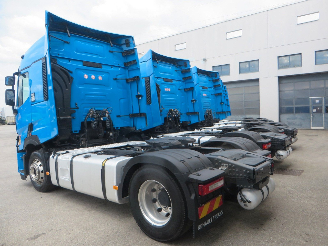 Renault T480 SC 4x2Tractor SELECTION - Tracteur routier: photos 4 Renault T480 SC 4x2Tractor SELECTION - Tracteur routier: photos 4