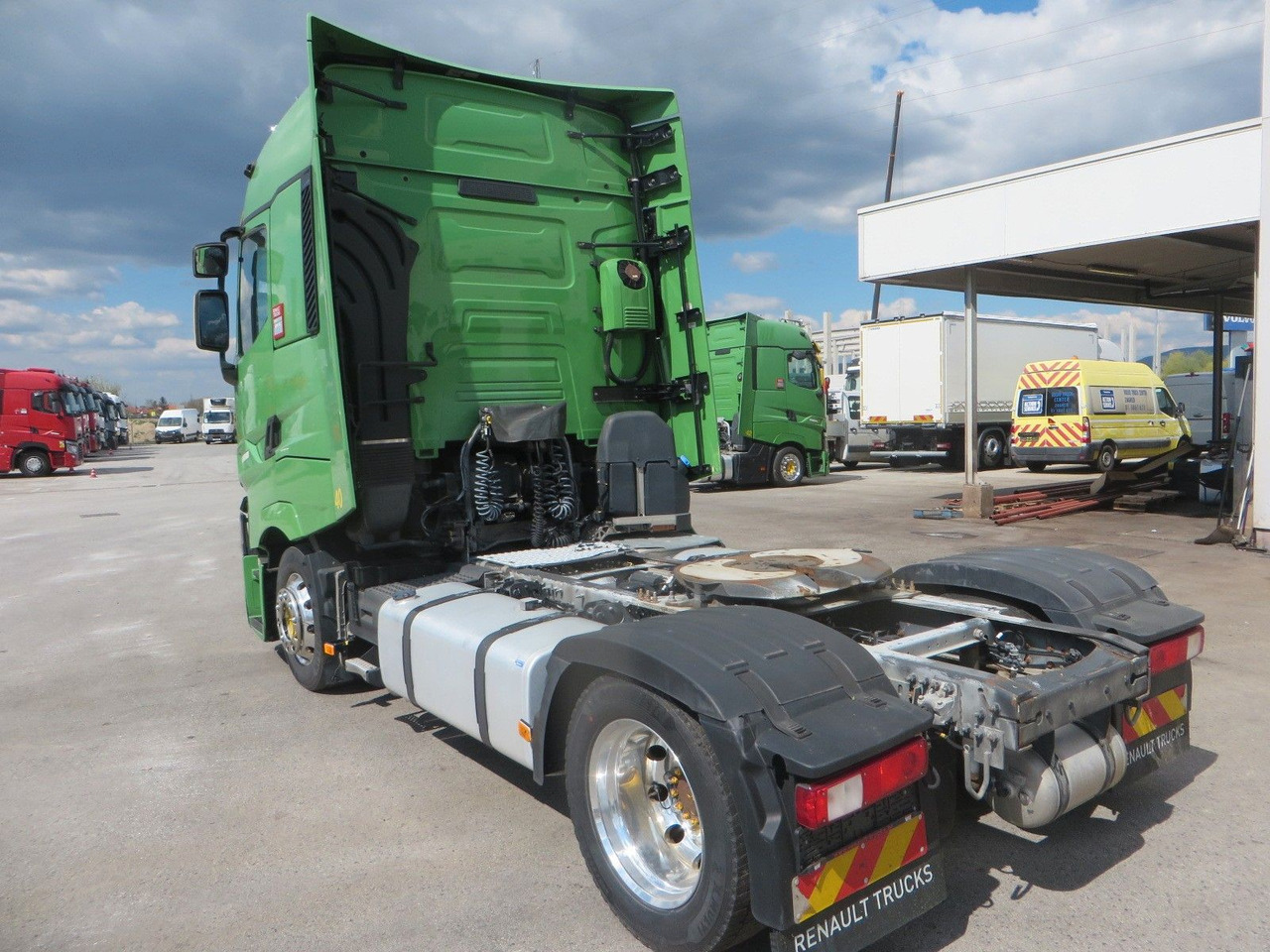 Renault T520 HSC 4x2Tractor mega Retarder PeterPan - Tracteur routier: photos 4 Renault T520 HSC 4x2Tractor mega Retarder PeterPan - Tracteur routier: photos 4