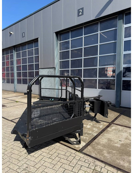 Manitou Nacelle Roofing basket - Accessoire pour Engins de chantier: photos 2 Manitou Nacelle Roofing basket - Accessoire pour Engins de chantier: photos 2