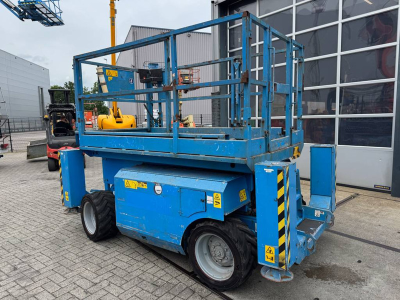 Genie GS 2668 RT - Nacelle ciseaux: photos 2 Genie GS 2668 RT - Nacelle ciseaux: photos 2