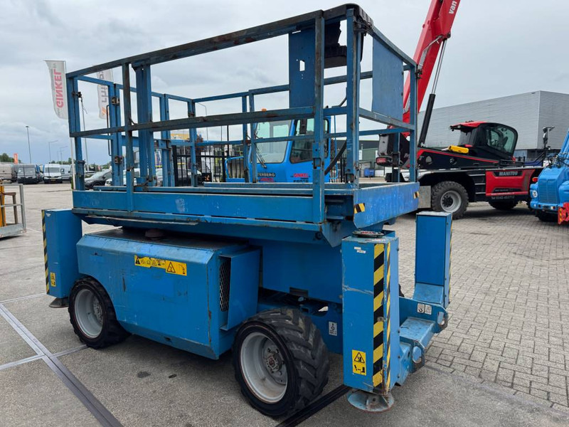 Genie GS 2668 RT - Nacelle ciseaux: photos 5 Genie GS 2668 RT - Nacelle ciseaux: photos 5