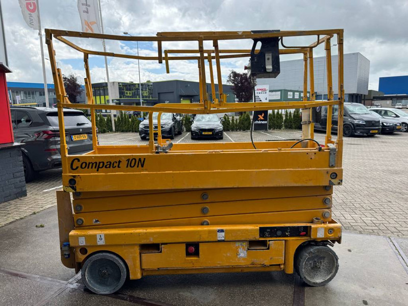 Haulotte Compact 10 N - Nacelle ciseaux: photos 3 Haulotte Compact 10 N - Nacelle ciseaux: photos 3