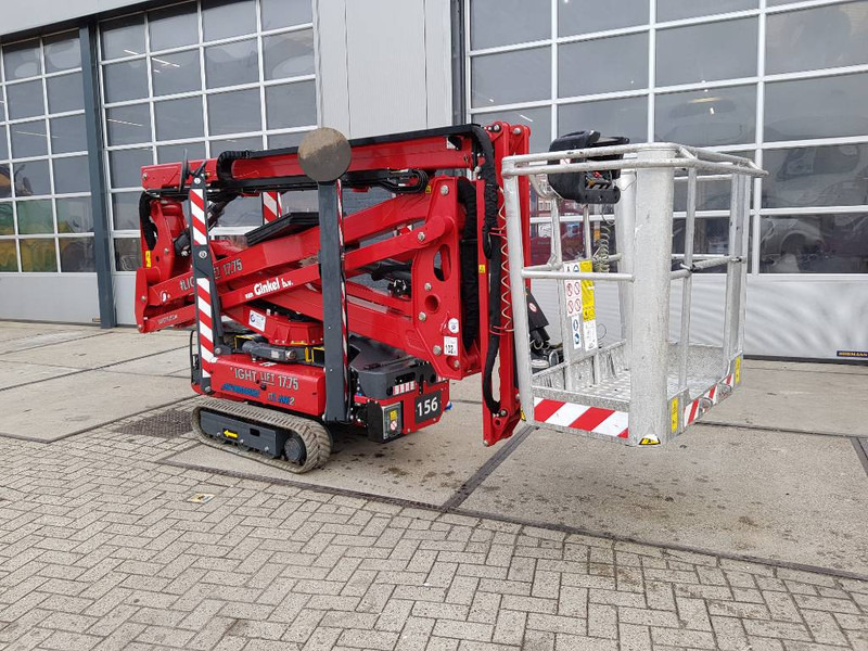 Hinowa Lightlift 17.75 III S - Nacelle articulée: photos 1 Hinowa Lightlift 17.75 III S - Nacelle articulée: photos 1