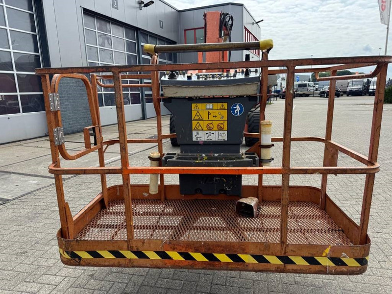 Nacelle articulée JLG 800 AJ: photos 7