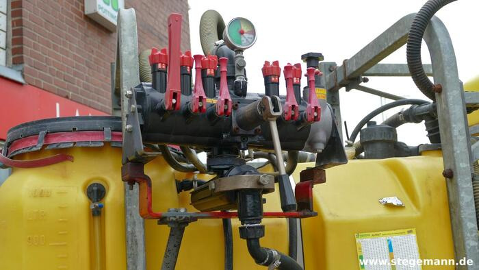 Ascher CX/FAJ 1000 - Pulvé porté: photos 5 Ascher CX/FAJ 1000 - Pulvé porté: photos 5