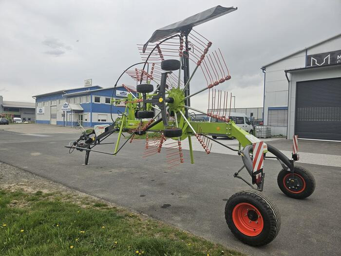 Claas Liner 1600 - Faneuse: photos 4 Claas Liner 1600 - Faneuse: photos 4