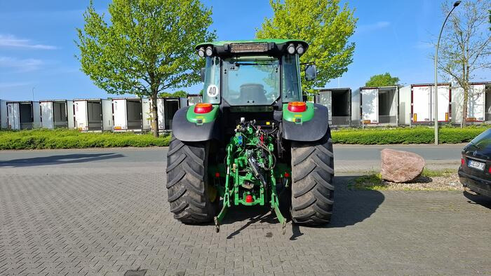 John Deere 6110 MC - Tracteur agricole: photos 3 John Deere 6110 MC - Tracteur agricole: photos 3