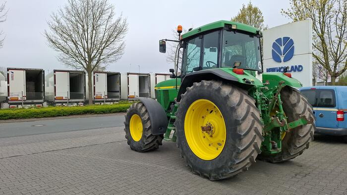 John Deere 7710 - Tracteur agricole: photos 1 John Deere 7710 - Tracteur agricole: photos 1
