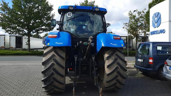 New Holland T6070 - Tracteur agricole: photos 3 New Holland T6070 - Tracteur agricole: photos 3