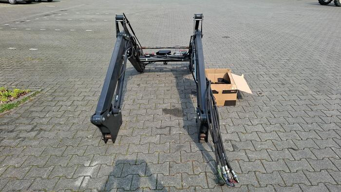 Stoll ClassicLine CL755 + Solid 35-18 P "2 Lader / 2 Loader" - Chargeur frontal pour tracteur: photos 3 Stoll ClassicLine CL755 + Solid 35-18 P "2 Lader / 2 Loader" - Chargeur frontal pour tracteur: photos 3