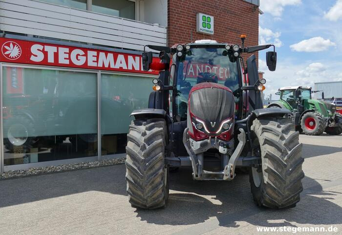 Valtra N155 - Tracteur agricole: photos 1 Valtra N155 - Tracteur agricole: photos 1