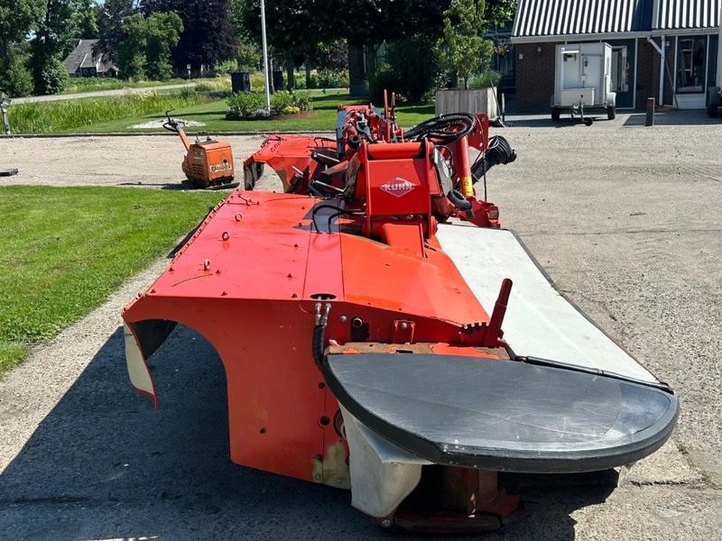 Kuhn FC 9530 D Lift control Kneuzer triple maaier - Faucheuse: photos 3 Kuhn FC 9530 D Lift control Kneuzer triple maaier - Faucheuse: photos 3