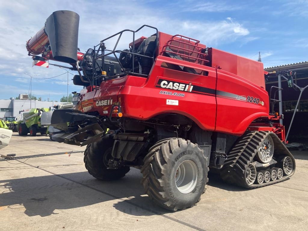 Case IH 9240 - Moissonneuse-batteuse: photos 5 Case IH 9240 - Moissonneuse-batteuse: photos 5