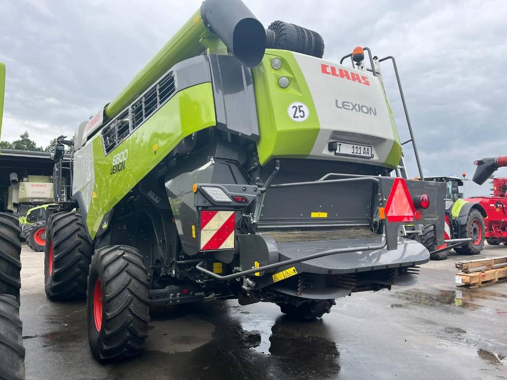 Claas Lexion 6800 - Moissonneuse-batteuse: photos 4 Claas Lexion 6800 - Moissonneuse-batteuse: photos 4