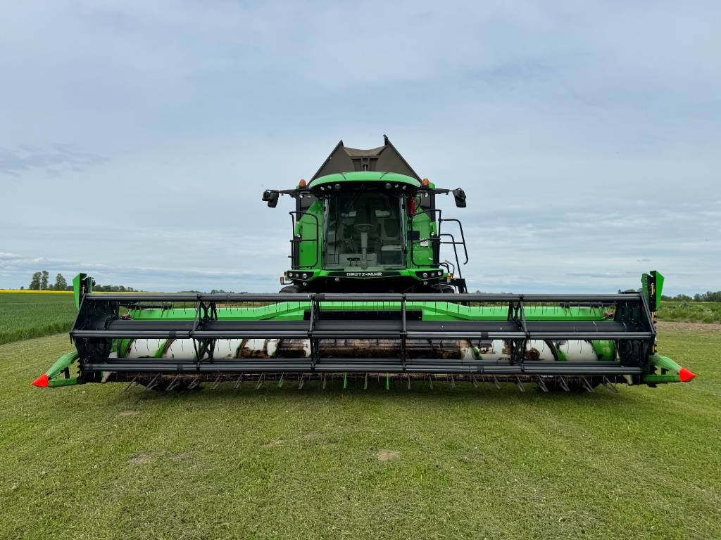 Deutz-fahr C 7206 TS - Moissonneuse-batteuse: photos 2 Deutz-fahr C 7206 TS - Moissonneuse-batteuse: photos 2