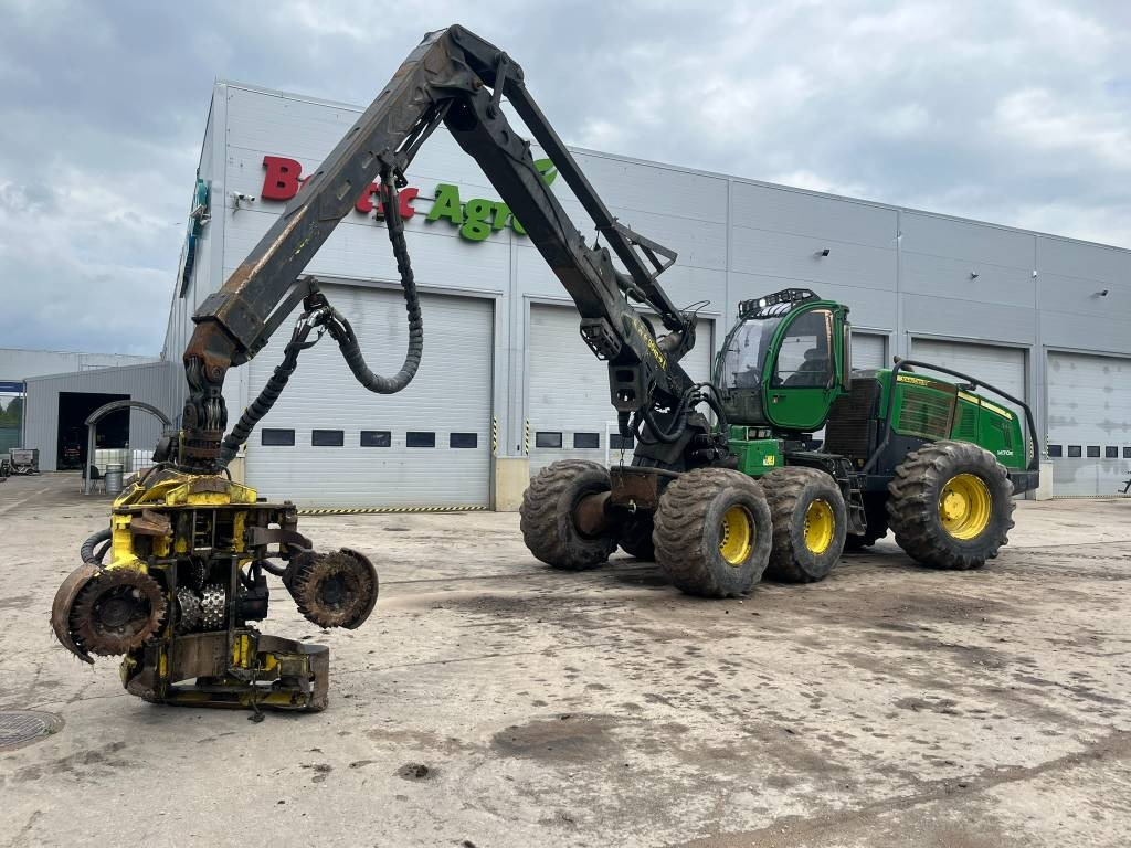 John Deere 1470E - Abatteuse: photos 2 John Deere 1470E - Abatteuse: photos 2
