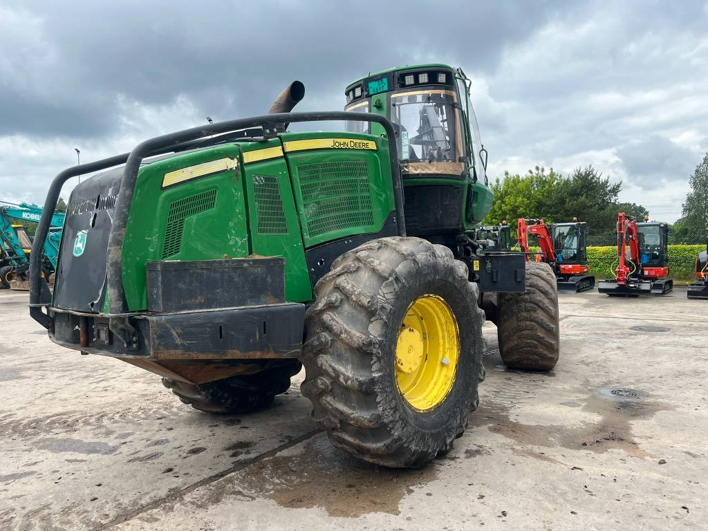 John Deere 1470E - Abatteuse: photos 5 John Deere 1470E - Abatteuse: photos 5