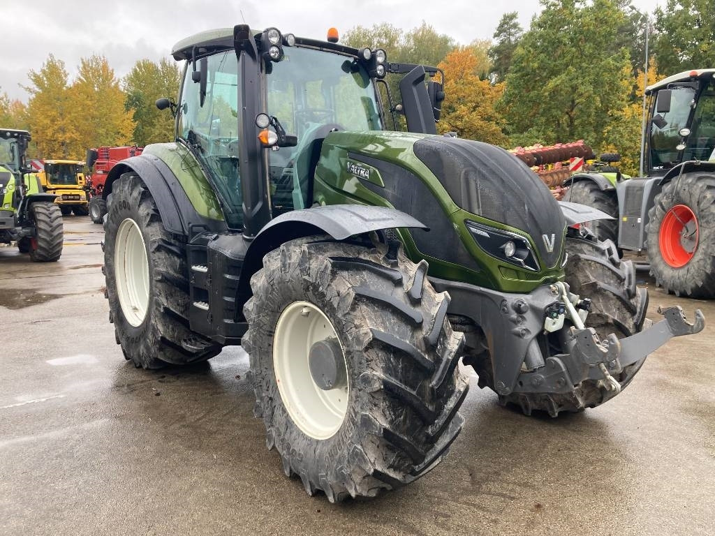 Valtra T 234 - Tracteur agricole: photos 2 Valtra T 234 - Tracteur agricole: photos 2