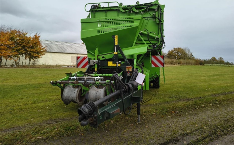 AVR Spirit 9200CR - Arracheuse de pommes de terre: photos 5 AVR Spirit 9200CR - Arracheuse de pommes de terre: photos 5