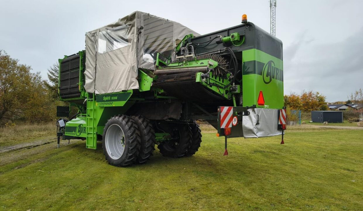 AVR Spirit 9200CR - Arracheuse de pommes de terre: photos 4 AVR Spirit 9200CR - Arracheuse de pommes de terre: photos 4