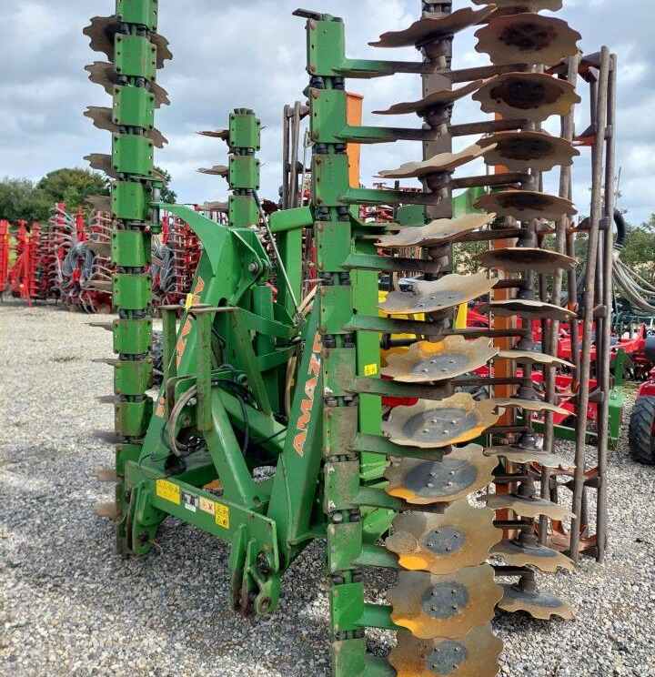 Amazone Catros 6001-2 med APV-speder - Cover crop: photos 5 Amazone Catros 6001-2 med APV-speder - Cover crop: photos 5