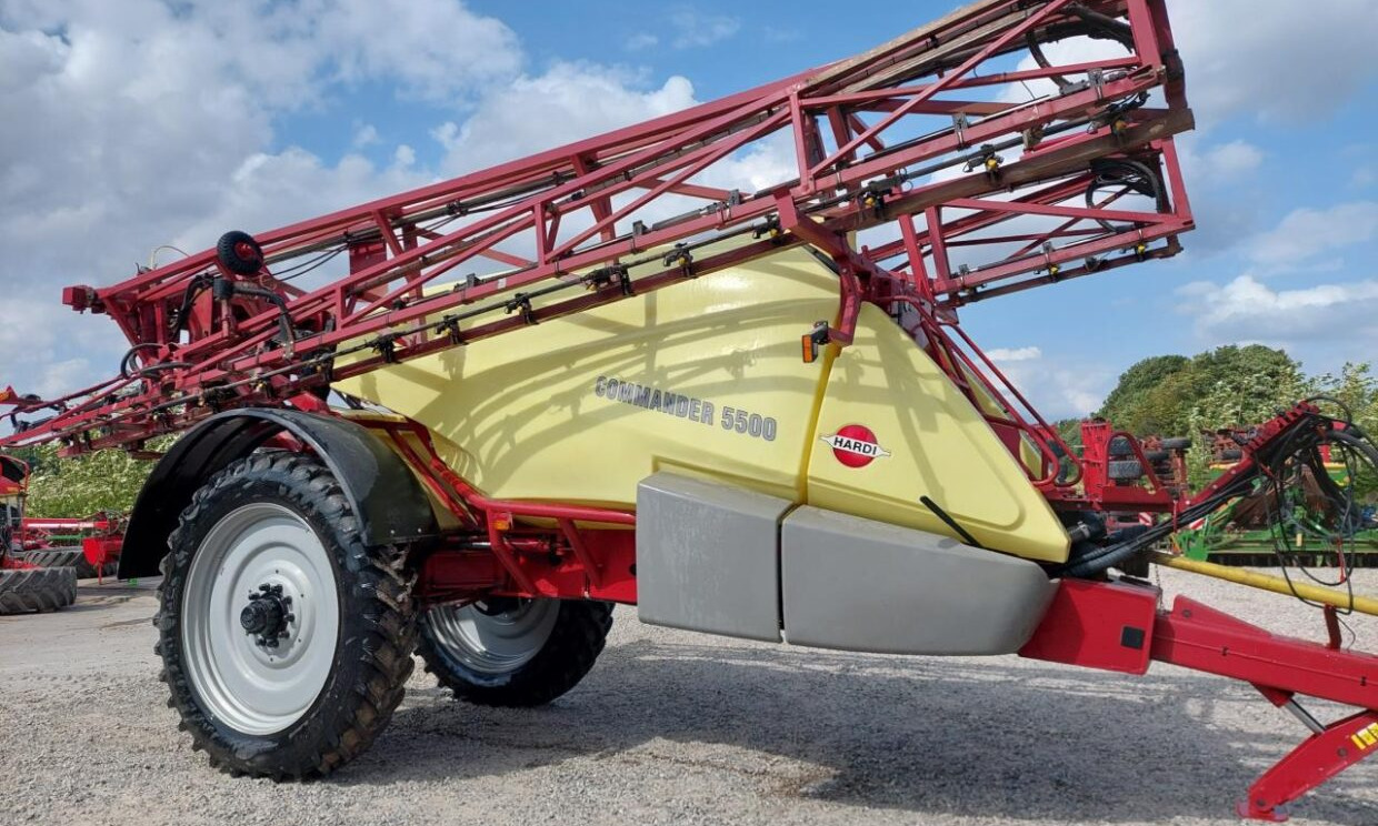 Hardi Commander 5500i -30m - Pulvérisateur traîné: photos 1 Hardi Commander 5500i -30m - Pulvérisateur traîné: photos 1