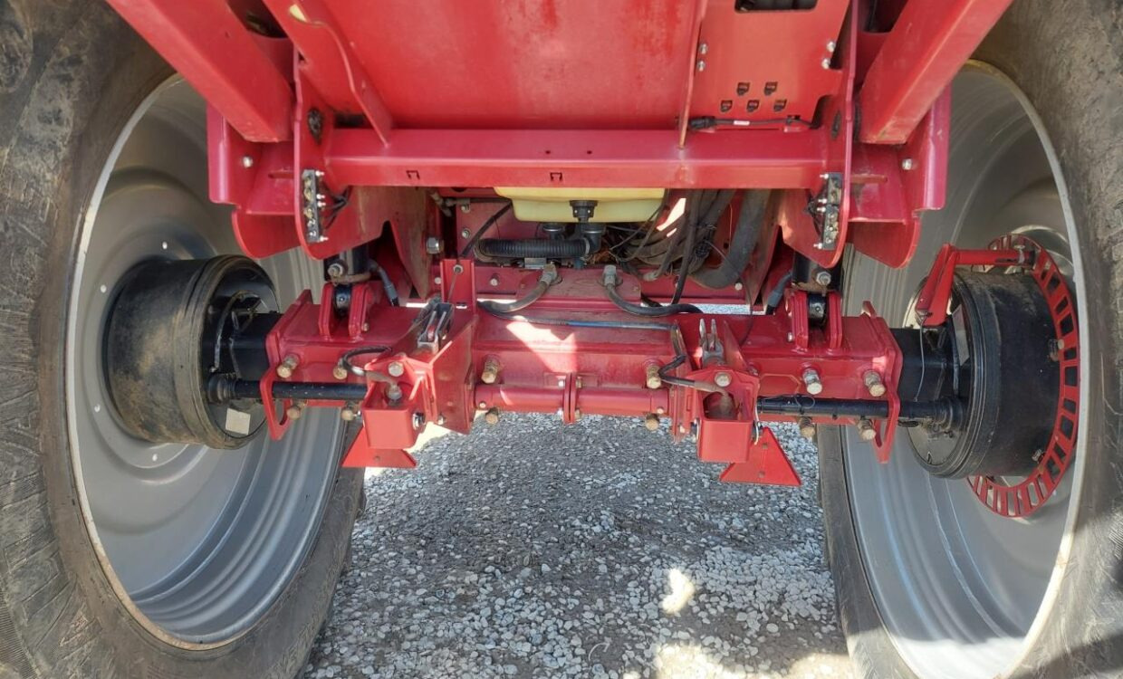 Hardi Commander 7000i - 28m Twin - Pulvérisateur traîné: photos 4 Hardi Commander 7000i - 28m Twin - Pulvérisateur traîné: photos 4