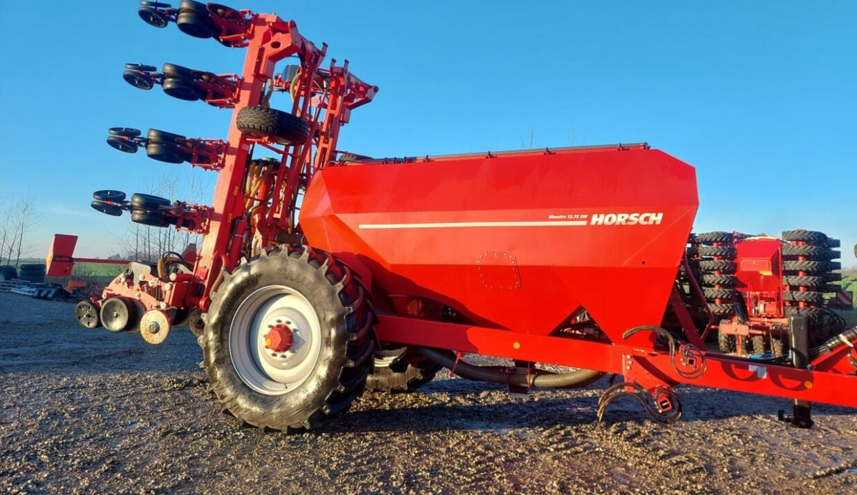 Horsch Maestro 12 SW - Semoir monograine: photos 1 Horsch Maestro 12 SW - Semoir monograine: photos 1