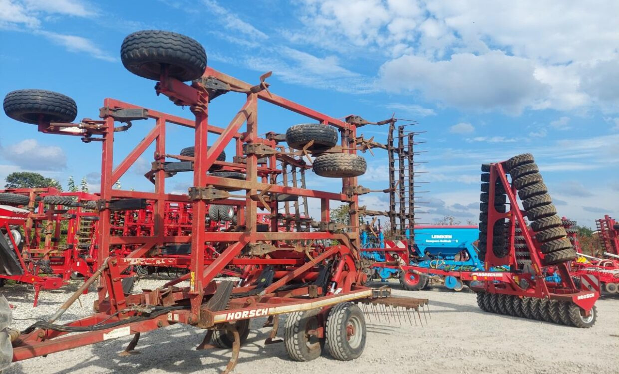 Horsch Terrano 8 FG + Optipack 8 AS - Herse: photos 1 Horsch Terrano 8 FG + Optipack 8 AS - Herse: photos 1