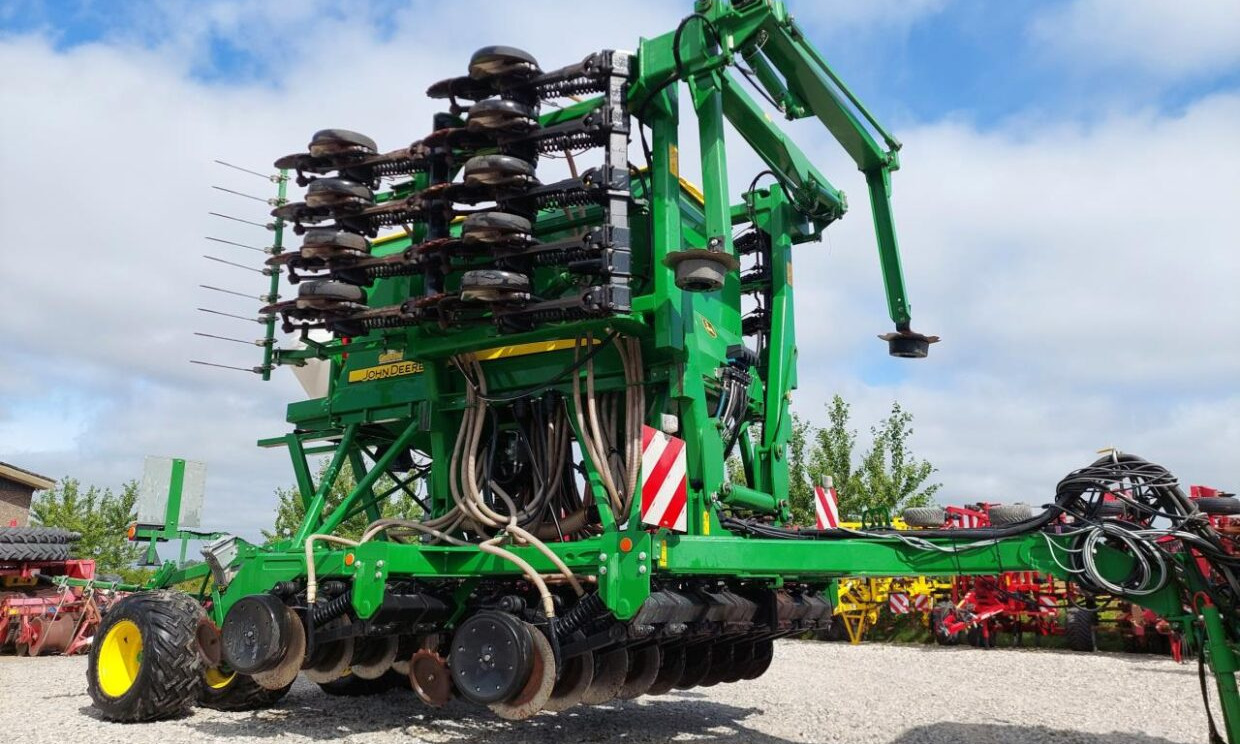 John Deere 750 A - Semoir: photos 2 John Deere 750 A - Semoir: photos 2