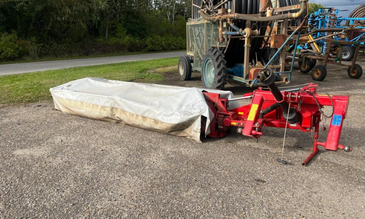 Lely SPLENDIMO 320 - Faucheuse: photos 2 Lely SPLENDIMO 320 - Faucheuse: photos 2